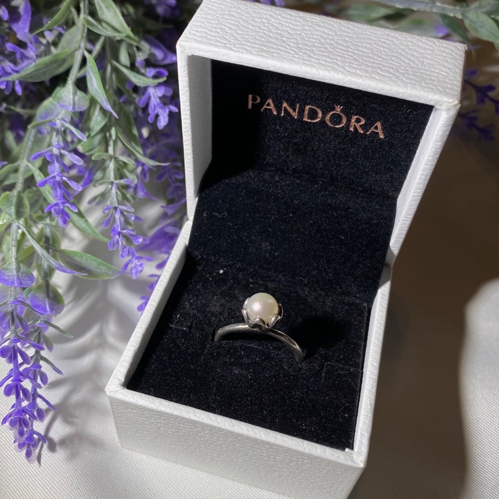 Pandora Cultured Pearl Elegance Ring Silver